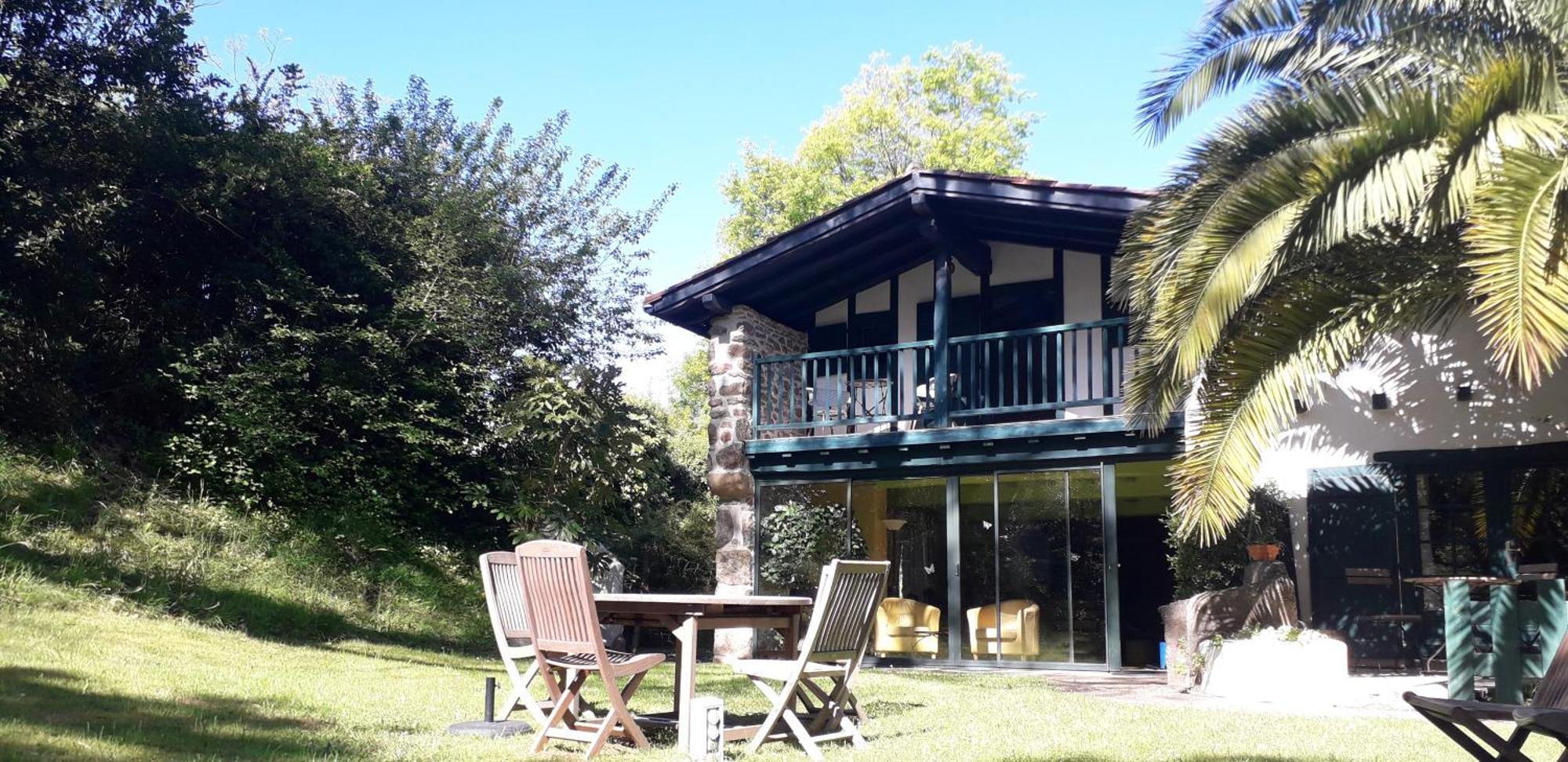 Hotel Domaine Xixtaberri Cambo-les-Bains Exterior foto